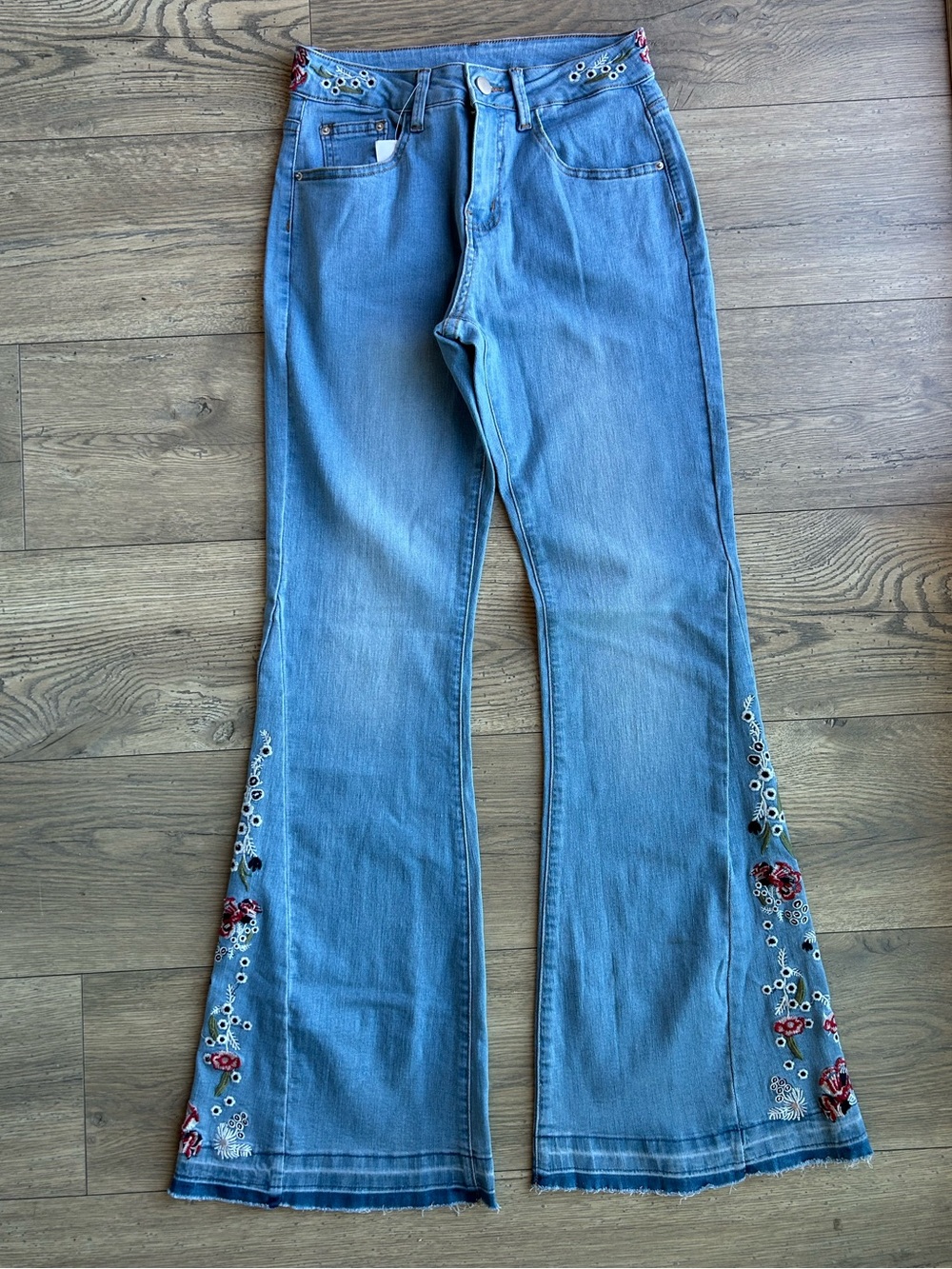 Embroidered Light Blue Flare Jeans - No Brand